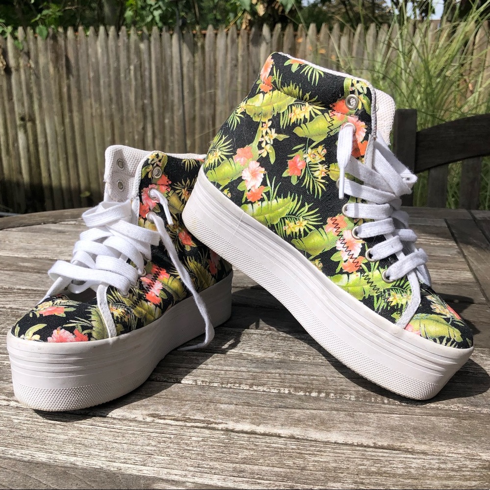 JC Play by Jeffrey Campbell Platform Sneaker